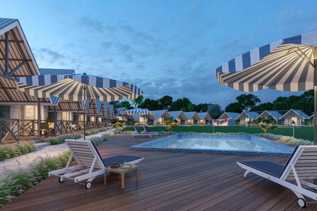 Praveg Beach Resort Daman, Jampore Beach Dış mekan fotoğraf